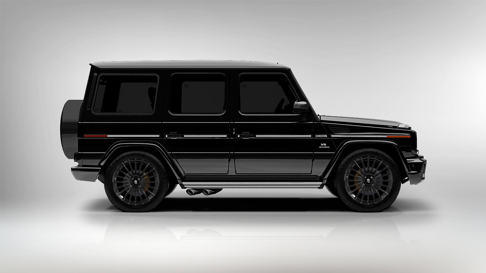 LM-01 Gloss Black